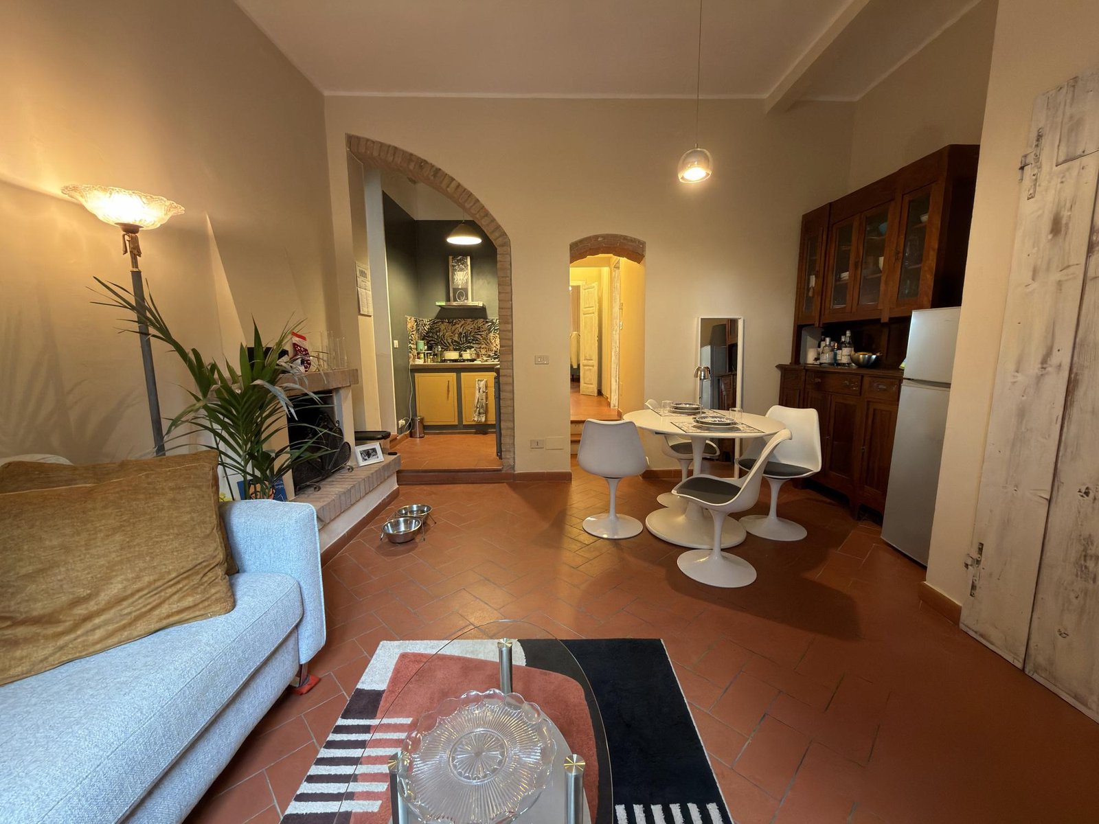 Soggiorno appartamento Sant'Ermo Casciana Terme Lari con pavimento in cotto toscano